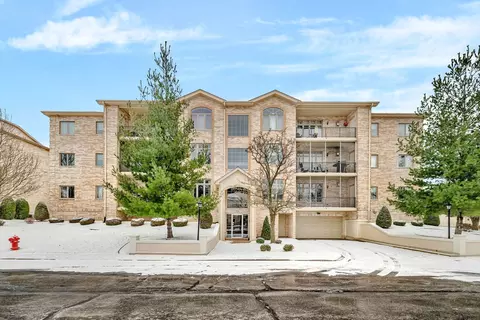 6331 Pine Ridge Ct #3D, Tinley Park, IL 60477