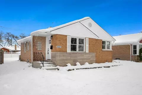 9133 Oak Park Ave, Morton Grove, IL 60053