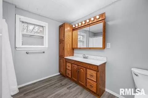 Entry Way - 2629 170th Ave, Preemption, IL 61276 photo 5 of 6