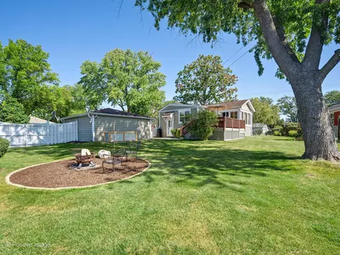 182 E Hale St, Elmhurst, IL 60126 photo 25