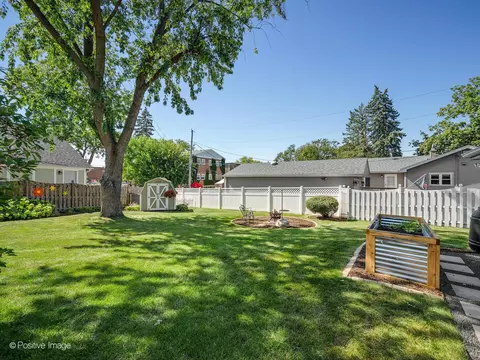 182 E Hale St, Elmhurst, IL 60126 photo 26