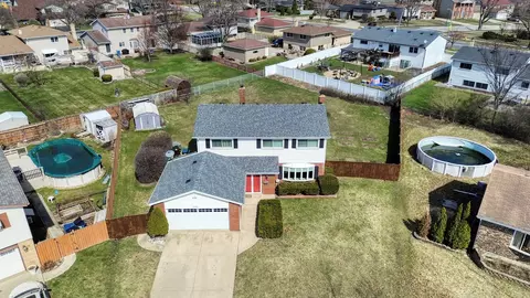 1430 W Jo Ann Ln, Addison, IL 60101