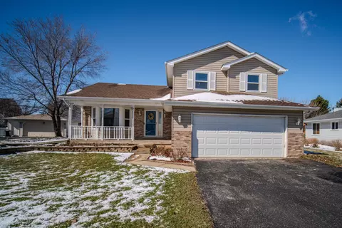 2813 Joe Adler Dr, Plainfield, IL 60586