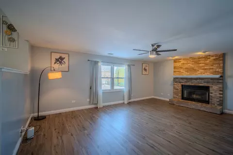 Living - 2813 Joe Adler Dr, Plainfield, IL 60586 photo 4 of 6