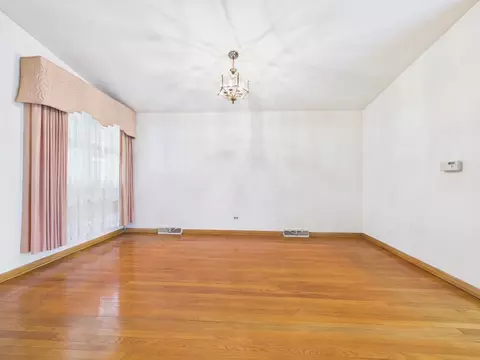 Living - 9275 Clancy Dr, Des Plaines, IL 60016 photo 7 of 9