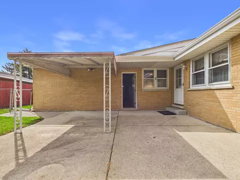 Exterior - 9275 Clancy Dr, Des Plaines, IL 60016 photo 1 of 6