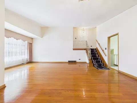 Living - 9275 Clancy Dr, Des Plaines, IL 60016 photo 5 of 9