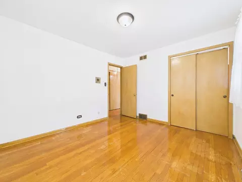Bedroom - 9275 Clancy Dr, Des Plaines, IL 60016 photo 6 of 6