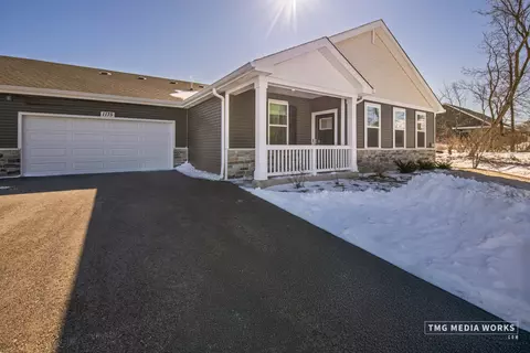 1175 Sonoma Ct, Pingree Grove, IL 60140