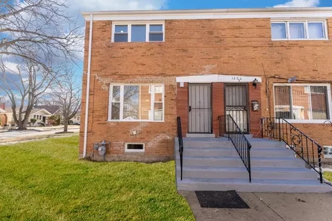 1206 S 16th Ave #A, Maywood, IL 60153