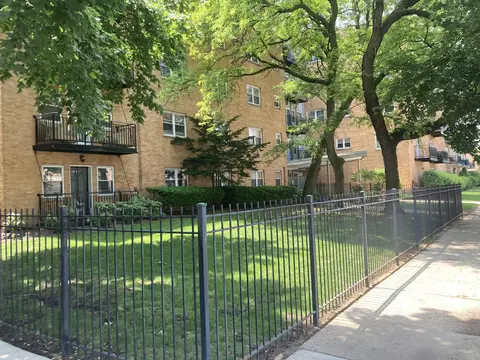 2501 W Bryn Mawr Ave #507, Chicago, IL 60659