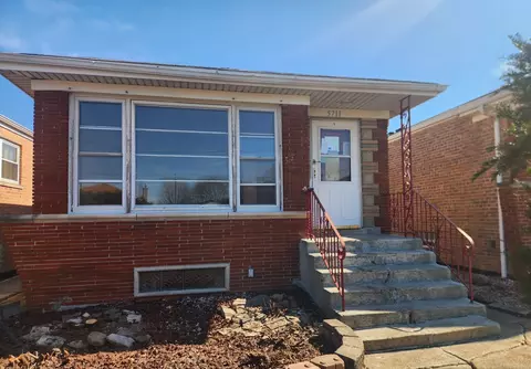 5711 S Mayfield Ave, Chicago, IL 60638