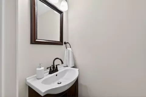 2334 Reflections Dr, Aurora, IL 60502 photo 11