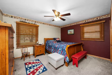 Bedroom - 10 Pine Tree Ct, Kewanee, IL 61443 photo 1 of 8