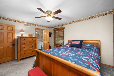 Bedroom - 10 Pine Tree Ct, Kewanee, IL 61443 photo 2 of 8