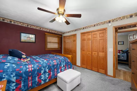 Bedroom - 10 Pine Tree Ct, Kewanee, IL 61443 photo 3 of 8