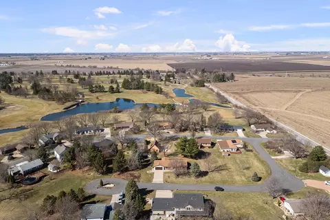 View/Area - 10 Pine Tree Ct, Kewanee, IL 61443 photo 2 of 6