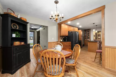Dining - 10 Pine Tree Ct, Kewanee, IL 61443 photo 3 of 3