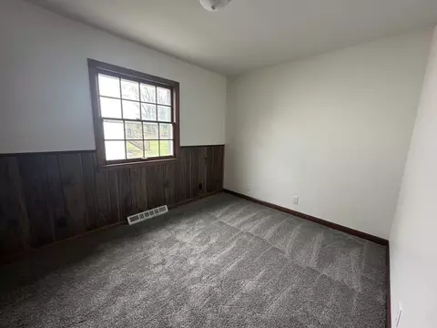 Bedroom - 1406 Searle Dr, Normal, IL 61761 photo 5 of 8