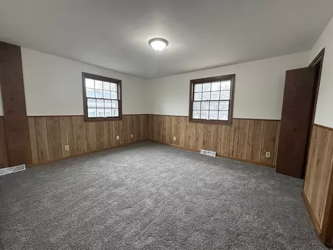 Bedroom - 1406 Searle Dr, Normal, IL 61761 photo 1 of 8