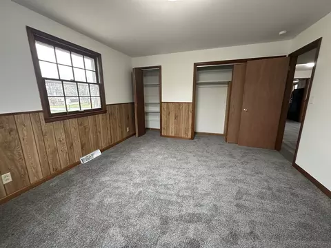 Bedroom - 1406 Searle Dr, Normal, IL 61761 photo 2 of 8