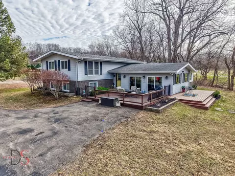 152 Beachview Ct, Varna, IL 61375
