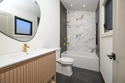 Bath - 720 N Maple St, Itasca, IL 60143 photo 1 of 3