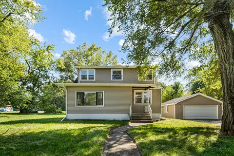 1725 E 158th St, South Holland, IL 60473