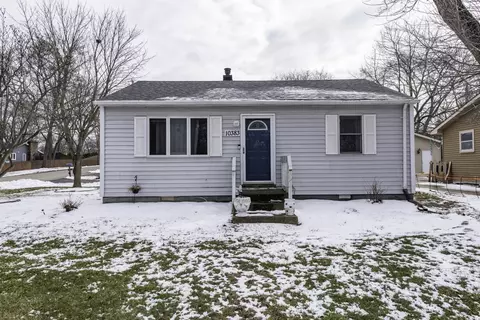 10383 W York House Rd, Beach Park, IL 60087
