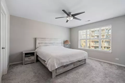 Bedroom - 830 Center St, Des Plaines, IL 60016 photo 2 of 3