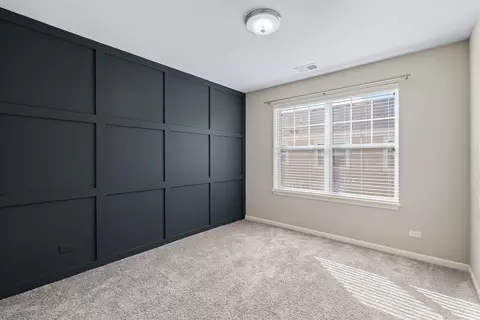 Bedroom - 830 Center St, Des Plaines, IL 60016 photo 1 of 3