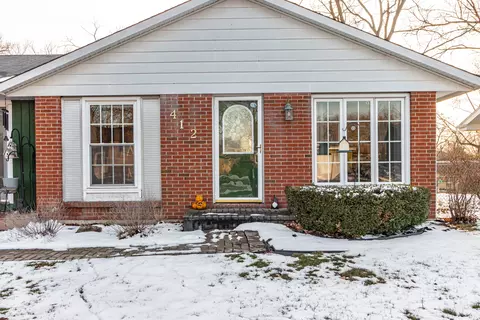 Exterior - 412 Northgate Rd, Lindenhurst, IL 60046 photo 3 of 8