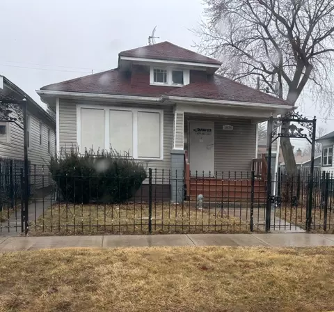 10634 S Eggleston Ave, Chicago, IL 60628
