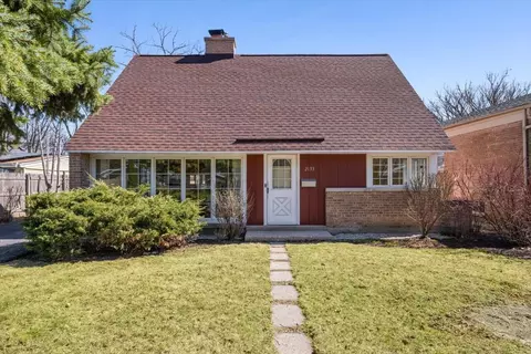 2133 Crawford Ave, Evanston, IL 60201