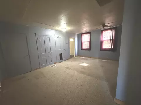 Living - 104-106 Gaston St, Dixon, IL 61021 photo 2 of 4