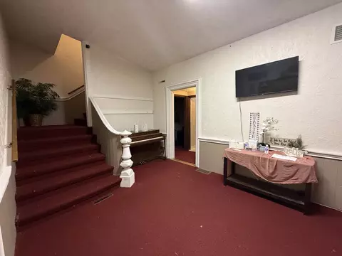 Entry Way - 104-106 Gaston St, Dixon, IL 61021 photo 1 of 4