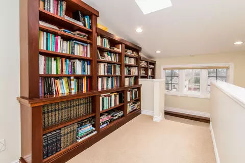 Entry Way - 711 Jackson Ave, River Forest, IL 60305 photo 3 of 4