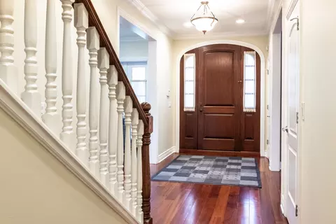 Entry Way - 711 Jackson Ave, River Forest, IL 60305 photo 2 of 4
