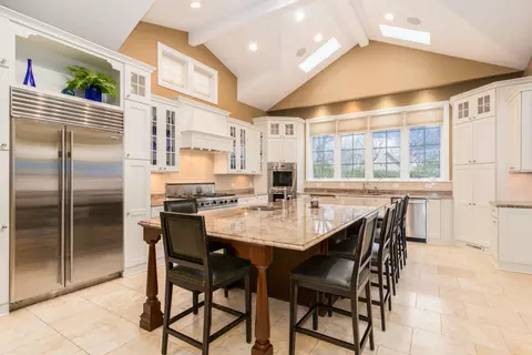 Kitchen - 711 Jackson Ave, River Forest, IL 60305 photo 2 of 6