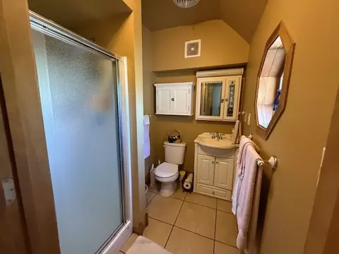 Bath - 417 S 22nd St, Herrin, IL 62948 photo 3 of 3