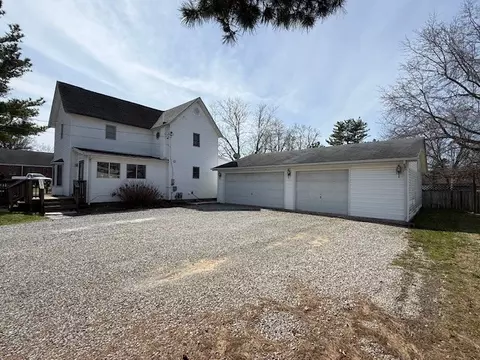 Exterior - 417 S 22nd St, Herrin, IL 62948 photo 1 of 8
