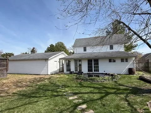 Exterior - 417 S 22nd St, Herrin, IL 62948 photo 8 of 8