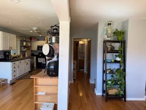 Entry Way - 417 S 22nd St, Herrin, IL 62948 photo 1 of 3