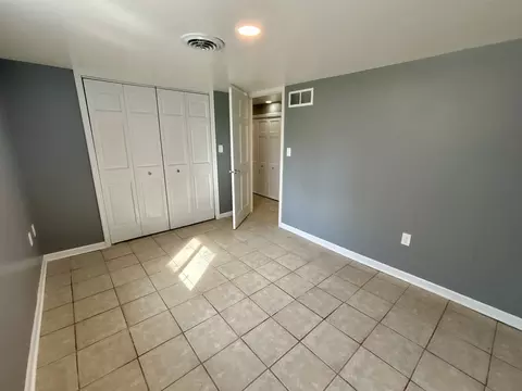 Bedroom - 702 4th Ave, Ottawa, IL 61350 photo 3 of 4