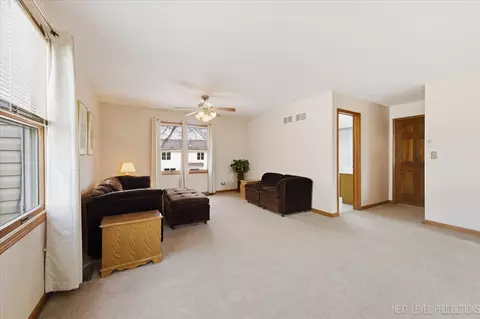 Living - 1107 Pember Cir, West Dundee, IL 60118 photo 2 of 2