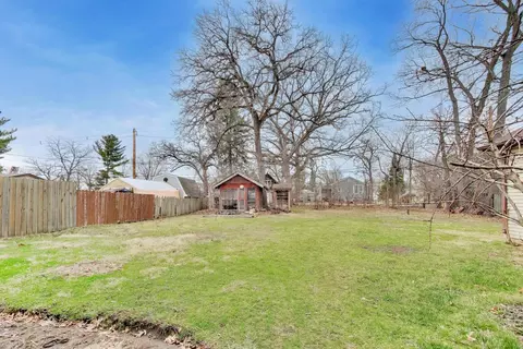 Exterior - 5115 Parkview Dr, Mccullom Lake, IL 60050 photo 6 of 8