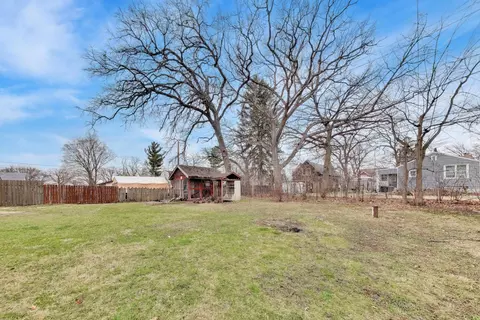Exterior - 5115 Parkview Dr, Mccullom Lake, IL 60050 photo 8 of 8