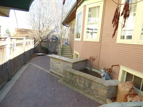 Exterior - 121 Monroe Ave, Elgin, IL 60123 photo 7 of 10