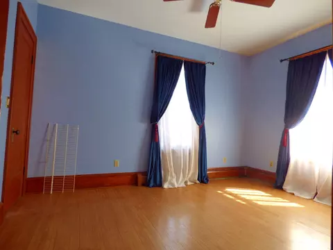 Bedroom - 121 Monroe Ave, Elgin, IL 60123 photo 1 of 2