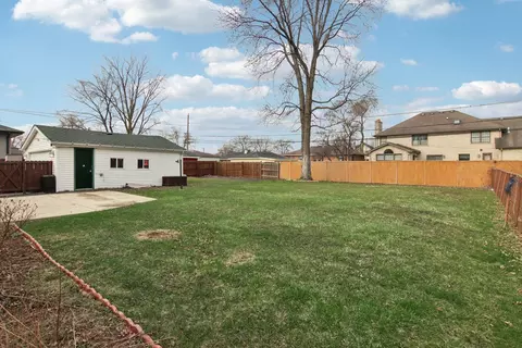 Exterior - 7416 S Thomas Ave, Bridgeview, IL 60455 photo 4 of 6